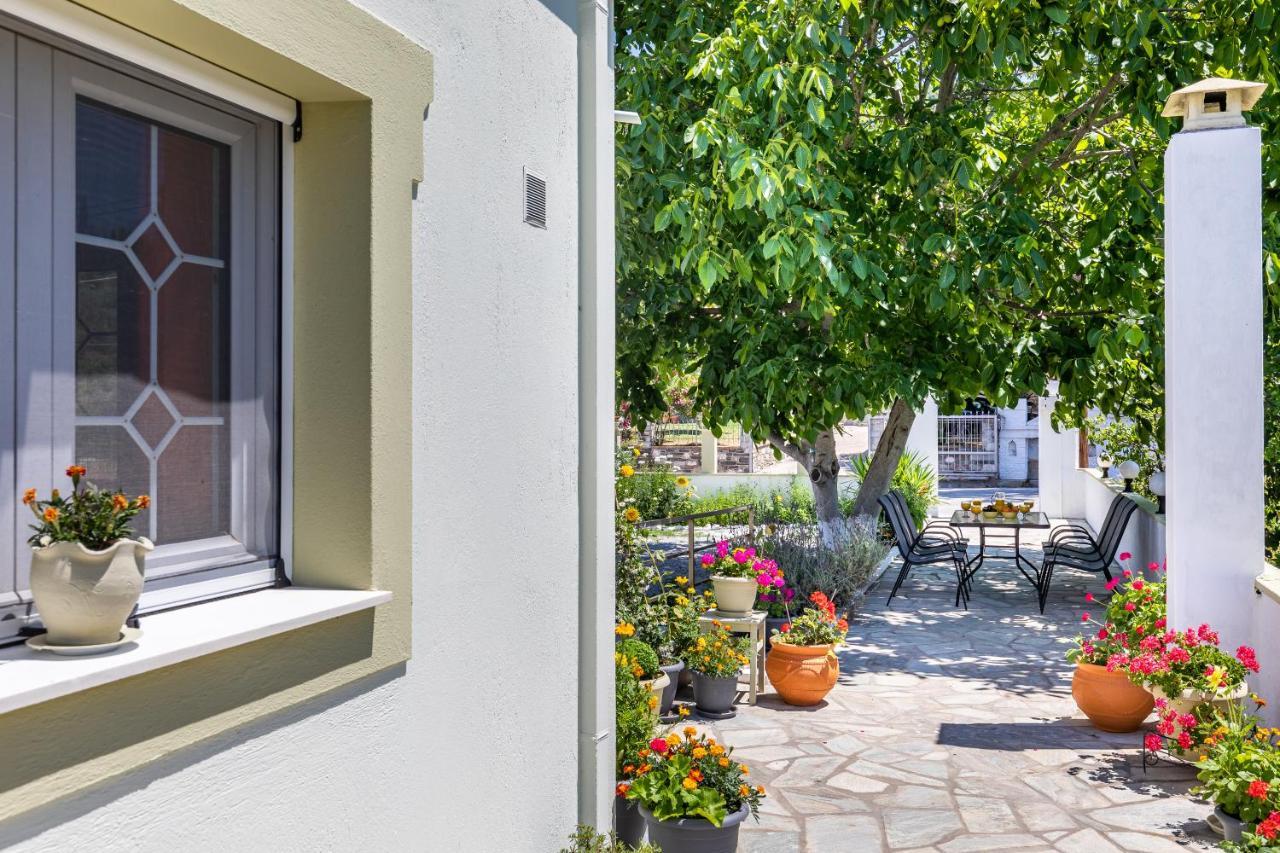 Casa Mia - 5 min from Stafilos beach Skopelos Exterior foto